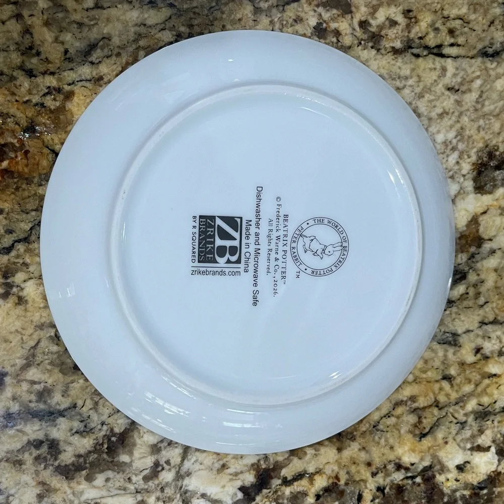 Beatrix Potter Peter Rabbit Appetizer Plate set of 4 - Brand new  6” plates - Picture 9 of 10